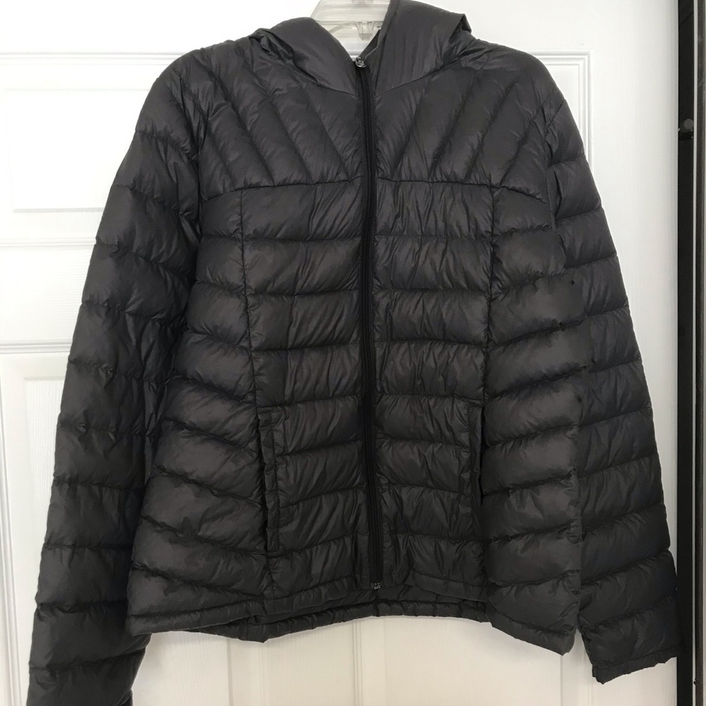 Women’s puffer jacket